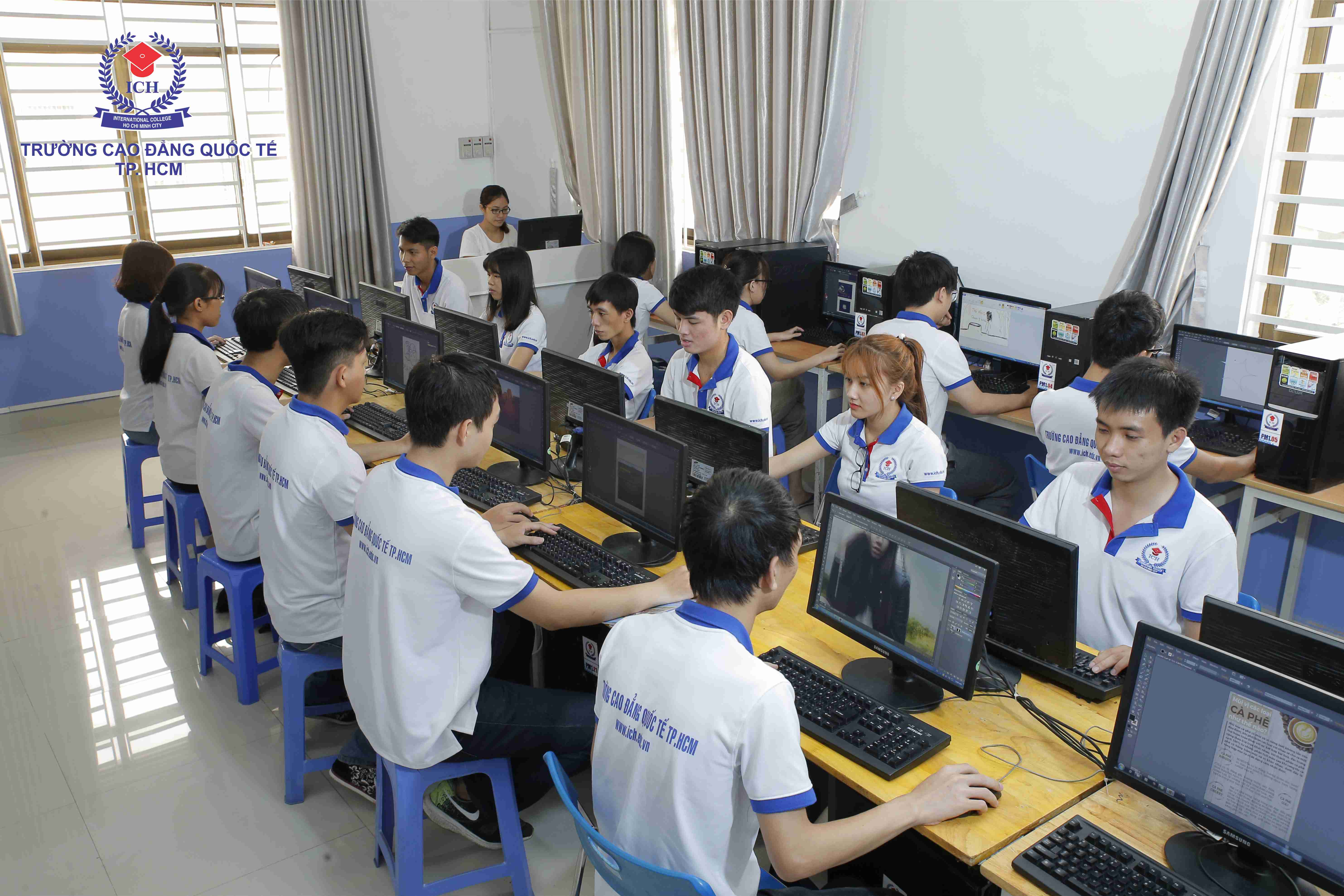 phòng máy tính
